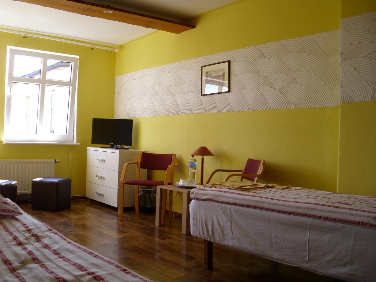 Pokoje Goscinne Irene Poznan Exterior foto