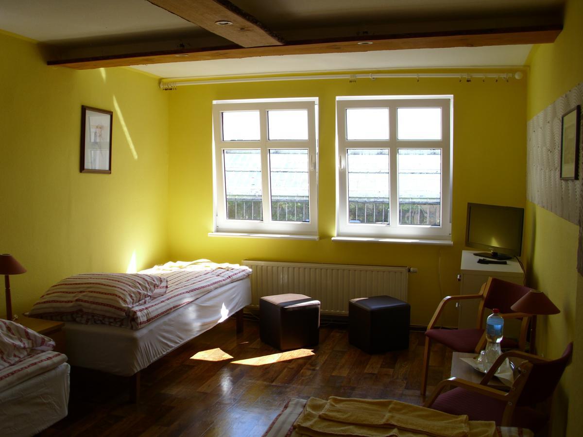 Pokoje Goscinne Irene Poznan Exterior foto